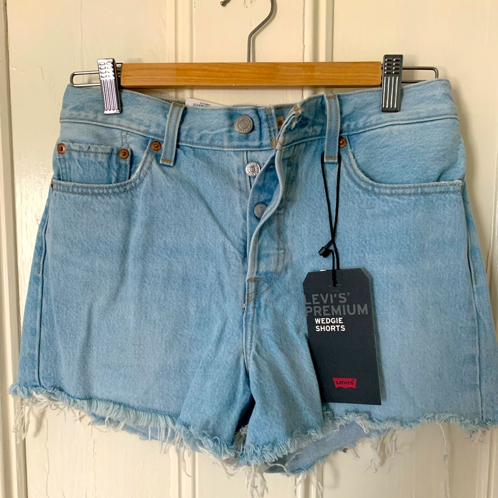 Levi’s Wedgie Shorts